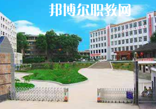重慶市墊江縣第二職業(yè)中學(xué)校2022年報(bào)名條件、招生要求、招生對象