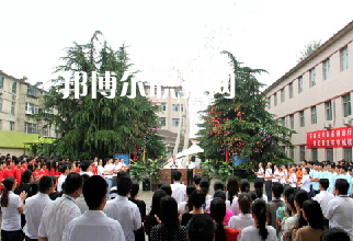 石家莊機(jī)械技工學(xué)校2022年報(bào)名條件、招生要求、招生對(duì)象