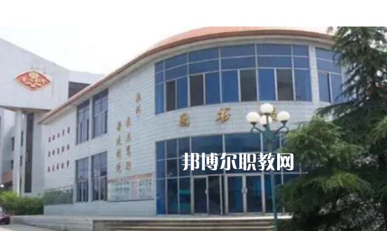 陽(yáng)旅游職業(yè)學(xué)校2022年報(bào)名條件、招生要求、招生對(duì)象