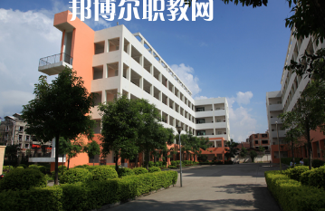 四川省德昌縣職業(yè)高級(jí)中學(xué)2022年報(bào)名條件、招生要求、招生對(duì)象