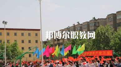 瑞麗國(guó)際珠寶翡翠學(xué)校2022年報(bào)名條件、招生要求、招生對(duì)象