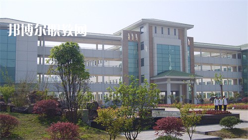 大理科技管理中等職業(yè)學(xué)校2022年學(xué)費、收費多少