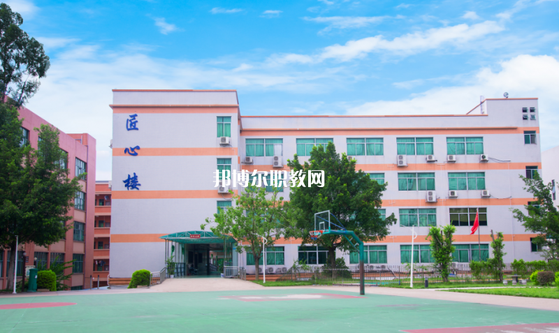 寧洱縣職業(yè)高級(jí)中學(xué)2022年報(bào)名條件、招生要求、招生對(duì)象