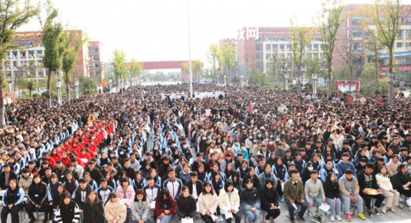 靈璧高級職業(yè)技術(shù)學(xué)校2022年報名條件、招生要求、招生對象