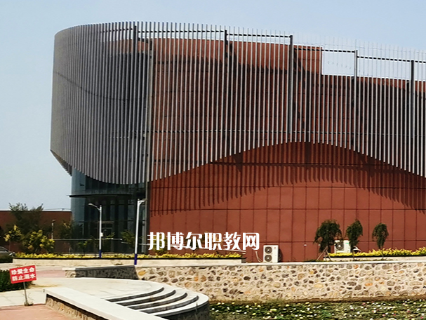 黃驊市職業(yè)技術(shù)教育中心2022年報(bào)名條件、招生要求、招生對象