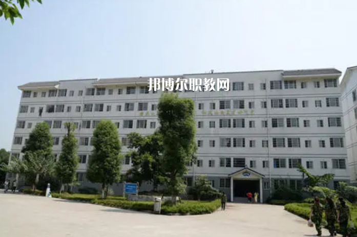 姚安縣職業(yè)高級中學(xué)2022年報(bào)名條件、招生要求、招生對象