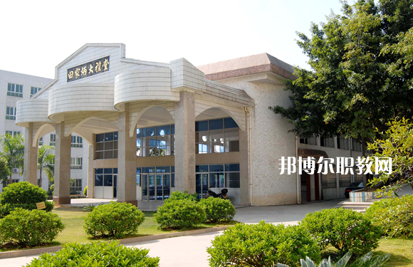 梅州城西職業(yè)技術(shù)學(xué)校2022年報名條件、招生要求、招生對象