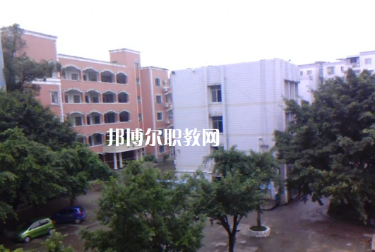 四川省隆昌縣城關(guān)職業(yè)中學2022年報名條件、招生要求、招生對象