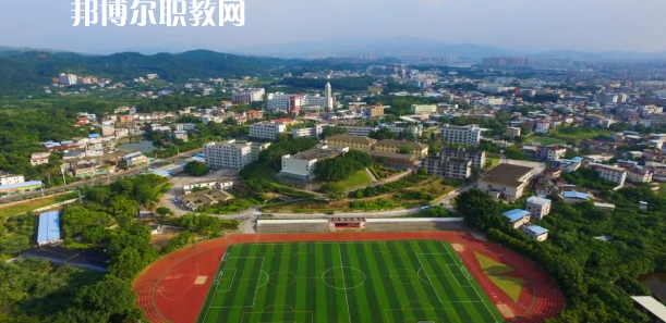 廣東省梅州市衛(wèi)生職業(yè)技術(shù)學(xué)校2022年報(bào)名條件、招生要求、招生對(duì)象