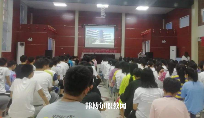 博野縣職業(yè)技術(shù)教育中心2022年報(bào)名條件、招生要求、招生對(duì)象