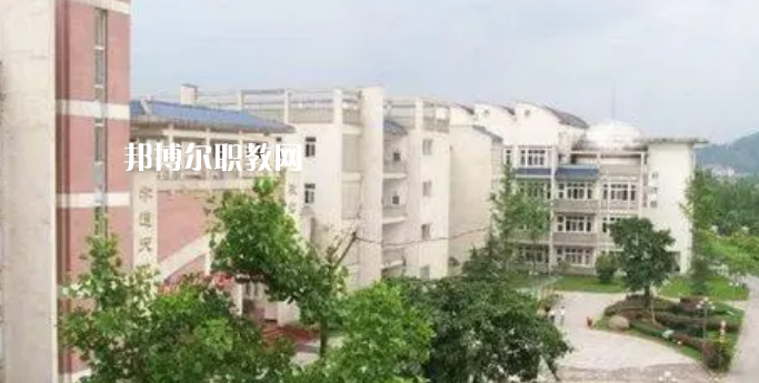 祿勸職業(yè)高級中學(xué)2022年學(xué)費(fèi)、收費(fèi)多少