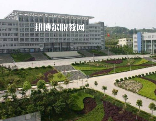 昆明官渡區(qū)職業(yè)高級中學2022年招生辦聯系電話