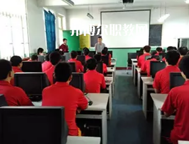 石家莊經(jīng)貿學校2022年招生錄取分數(shù)線
