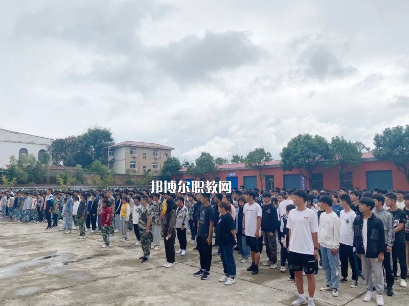銅陵智通職業(yè)技術(shù)學(xué)校2022年報(bào)名條件、招生要求、招生對(duì)象
