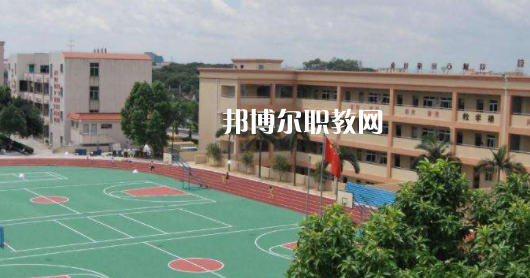 楚雄民族中等專業(yè)學(xué)校2022年報(bào)名條件、招生要求、招生對象