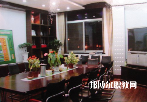揚(yáng)州文化藝術(shù)學(xué)校2022年報(bào)名條件、招生要求、招生對象