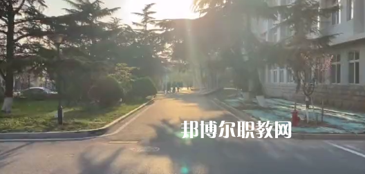 山東省青島衛(wèi)生學(xué)校2022年學(xué)費、收費多少