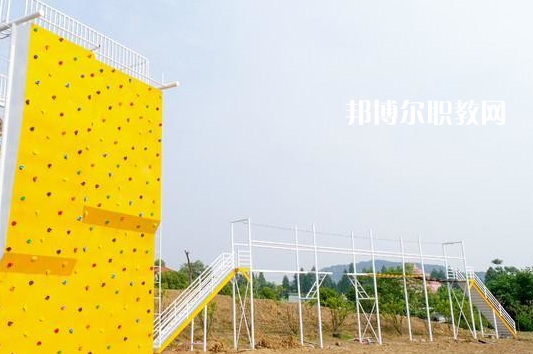 武漢華中藝術(shù)學(xué)校2022年報名條件、招生要求、招生對象
