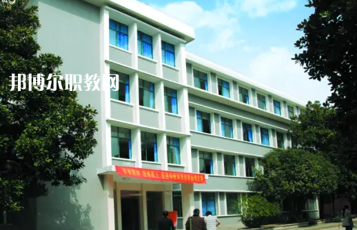 黃石藝術(shù)學(xué)校2022年報名條件、招生要求、招生對象