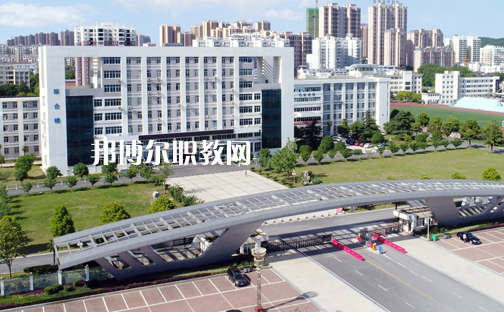 湖北信息工程學(xué)校2022年報(bào)名條件、招生要求、招生對(duì)象