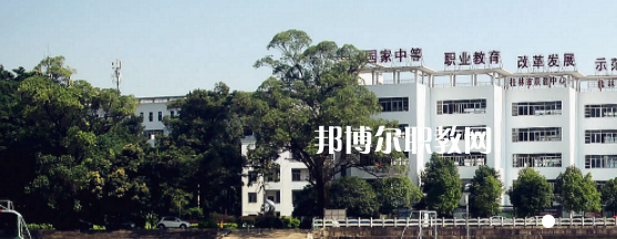 桂林市旅游職業(yè)中等專業(yè)學(xué)校2022年報(bào)名條件、招生要求、招生對(duì)象