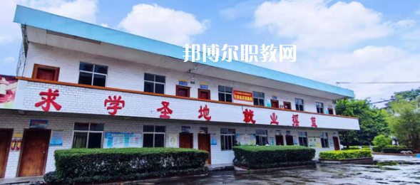 玉林電子工業(yè)學(xué)校2022年報(bào)名條件、招生要求、招生對象