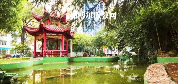 連云港市藝術(shù)學校地址在哪里，哪個地區(qū)，哪個城市?