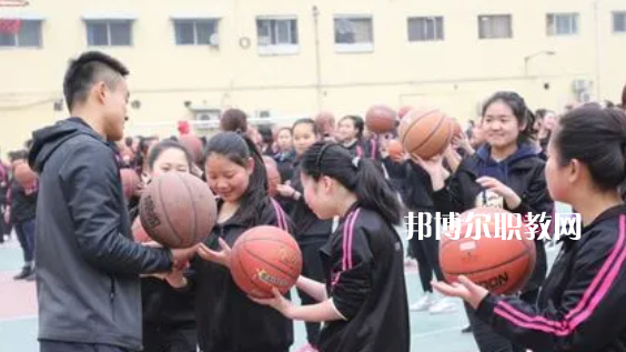 西安市明珠職業(yè)學(xué)校地址在哪里，哪個(gè)地區(qū)，哪個(gè)城市?