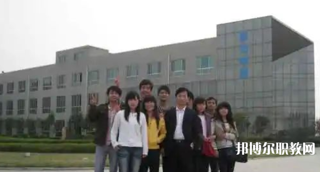陜西省高教系統(tǒng)職業(yè)中等專業(yè)學(xué)校地址，乘車路線