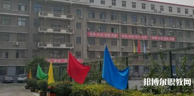 西安市技工學校地址，乘車路線
