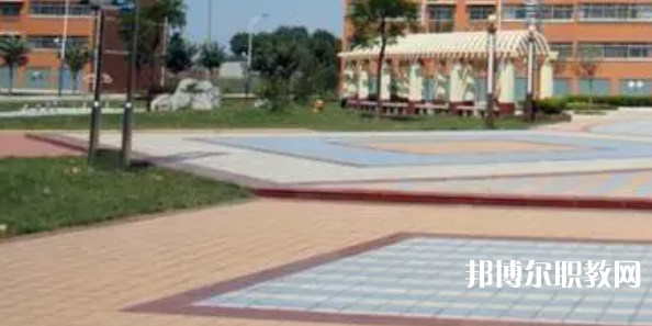灤州市衛(wèi)生職業(yè)中等專業(yè)學(xué)校地址，乘車路線