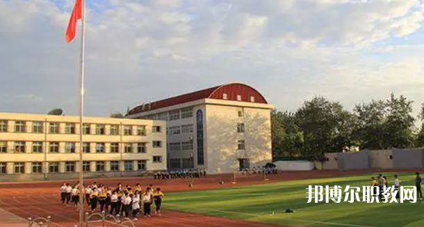 唐山市第一職業(yè)中等專業(yè)學(xué)校地址，乘車路線