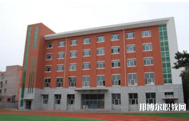 張家口華航中等專業(yè)學校地址，乘車路線