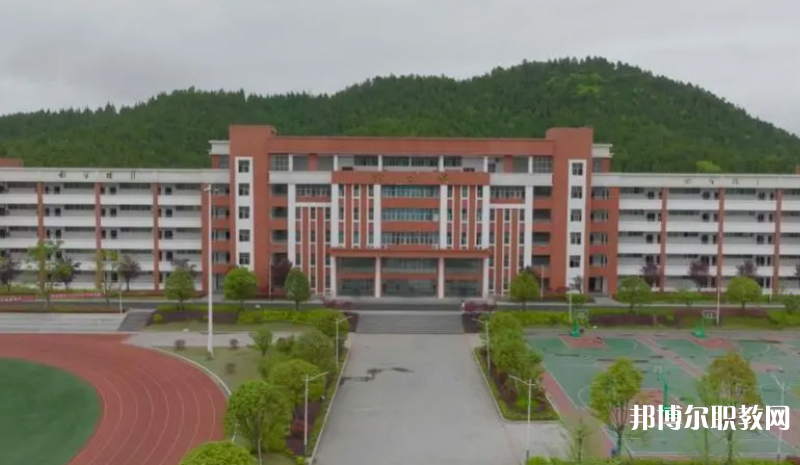 2023印江縣中等職業(yè)學(xué)校多少錢(qián) 印江縣中等職業(yè)學(xué)校各專業(yè)學(xué)費(fèi)收費(fèi)標(biāo)準(zhǔn)