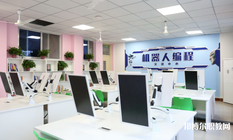 2023鄭州新華中等專業(yè)學(xué)校招生計劃 招生人數(shù)是多少(附要求、條件、對象)