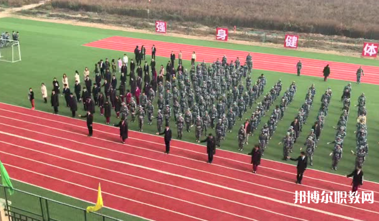 2023鄭州航空港經(jīng)濟(jì)綜合實(shí)驗(yàn)區(qū)華德中等專(zhuān)業(yè)學(xué)校招生計(jì)劃 招生人數(shù)是多少(附要求、條件、對(duì)象)
