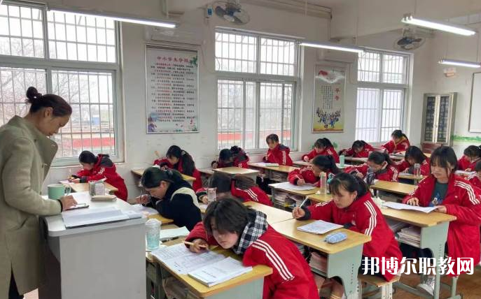 2023開封市第一職業(yè)中等專業(yè)學(xué)校招生計(jì)劃 招生人數(shù)是多少(附要求、條件、對象)