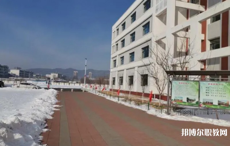 2024新賓縣中等職業(yè)技術(shù)專業(yè)學(xué)校招生計劃 招生人數(shù)是多少(附要求、條件、對象)
