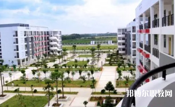 2024本溪市衛(wèi)生學(xué)校招生計劃 招生人數(shù)是多少(附要求、條件、對象)