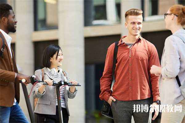 貴州哪里的中專學校能讀農業(yè)裝備應用技術專業(yè)