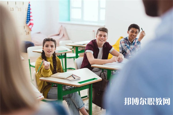 廣西哪里的中專學校能讀農資連鎖經營與管理專業(yè)